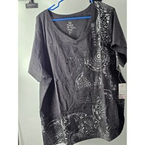 Made for Life Womens 3X Charcoal Gray Mandala Graphic V-Neck T-Shirt NWT